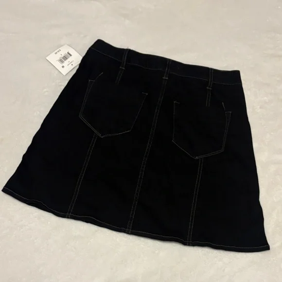 Falls Creek Black denim Skirt with Button Accents - Picture 4 of 6